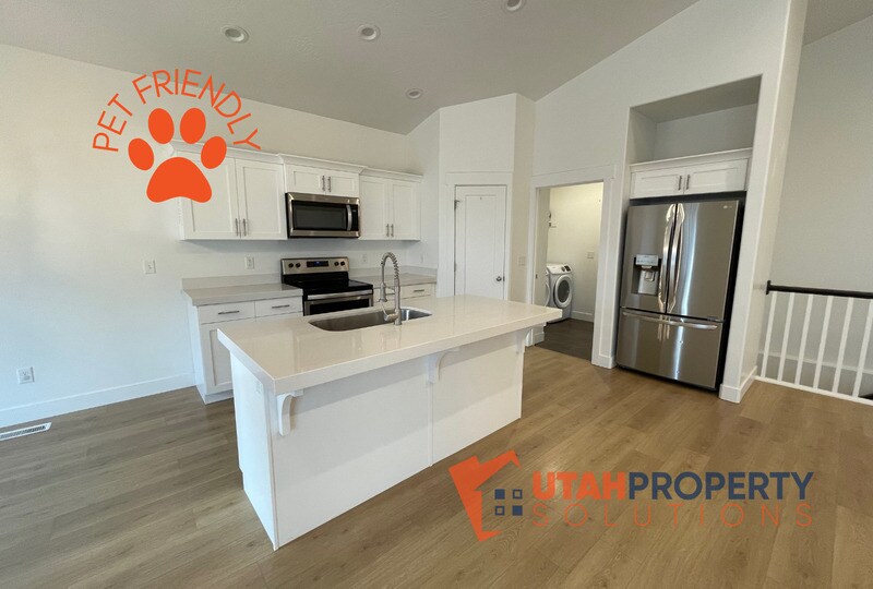 4734 Silver Ridge Rd, Eagle Mountain, UT 84005 House Rental in Eagle