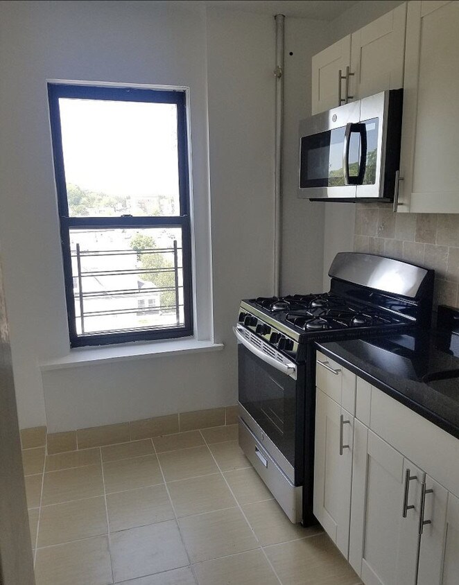 911 McLean Ave, Yonkers, NY 10704 Apartments in Yonkers, NY