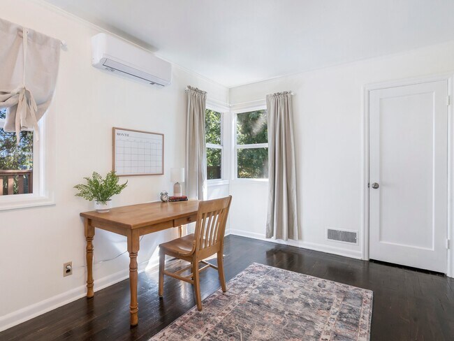 Foto del edificio - 1104 SW Gaines St