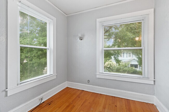 Foto del edificio - 12 Sharaf St