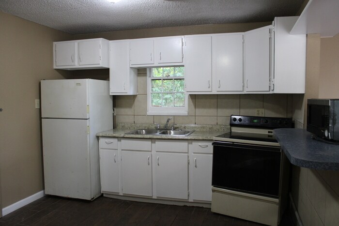 Foto del edificio - Single Family House