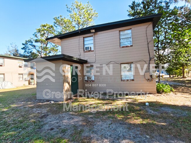 Foto del edificio - 11620 Charlie Rd