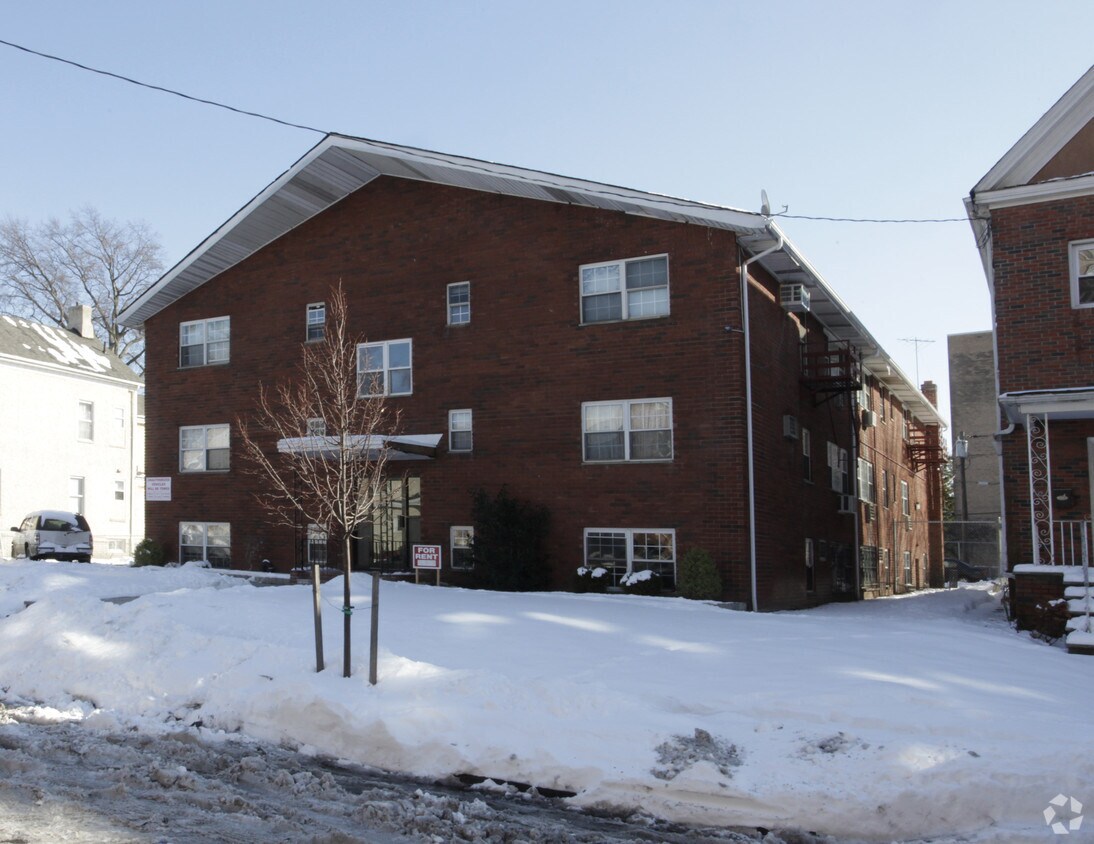 Primary Photo - 36-42 Elm St