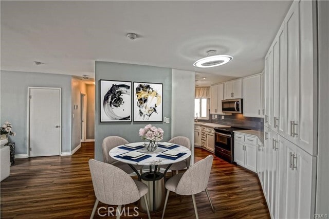 Building Photo - 1108 Camino Real