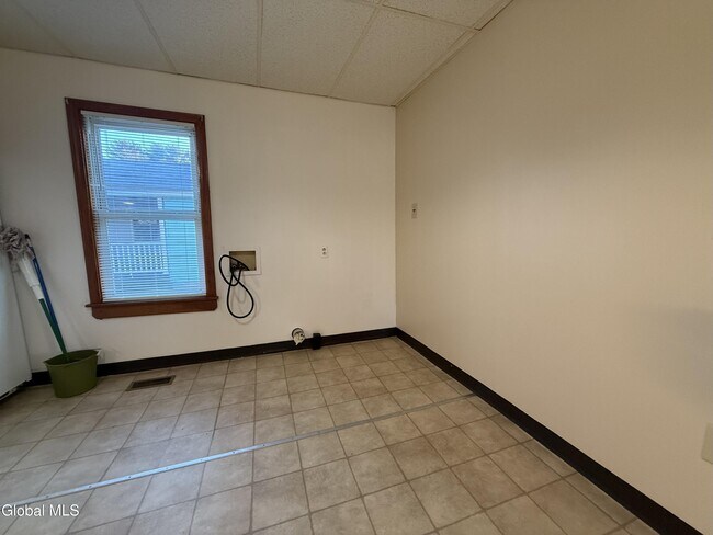 Foto del edificio - 30 Lexington Ave