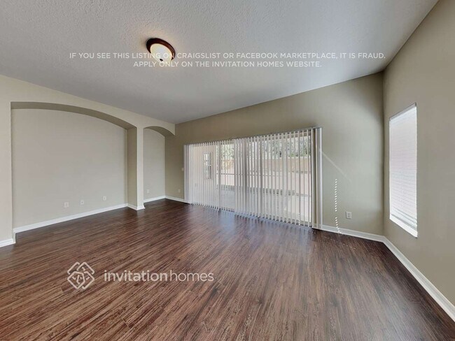 Foto del edificio - 9342 Beaufort Ct