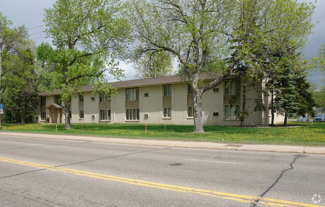 Building Photo - 8935 Nicollet