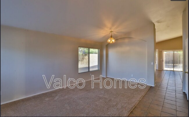 Building Photo - 6401 W Tether Trail