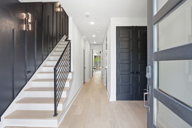 Foto del edificio - 2712 Sharondale Ct