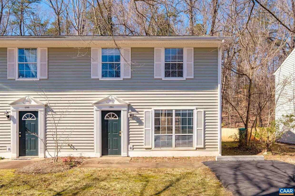 Foto principal - 129 Longwood Dr