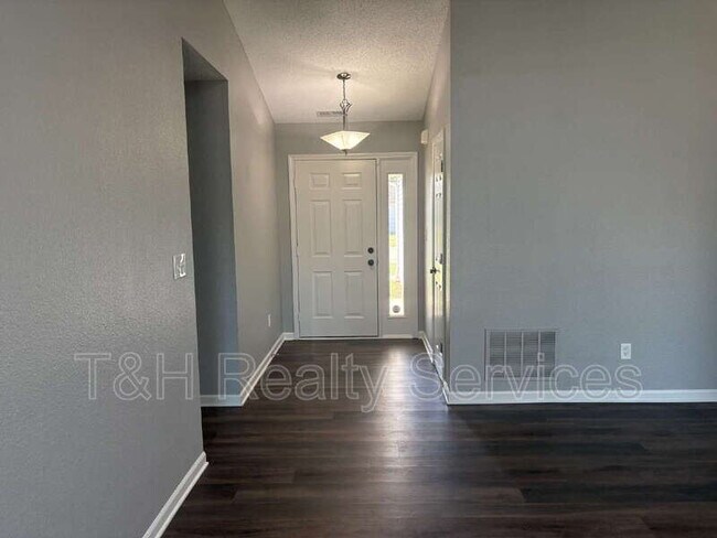 Foto del edificio - 10282 Whitewater Ln