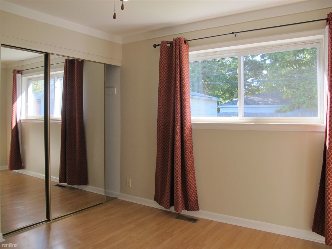 Foto principal - 1229 Moulin Ave