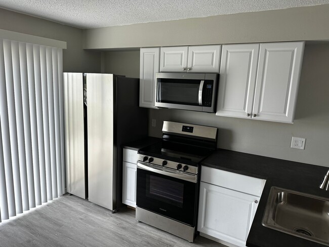 Photo - 1126-1128 SE 6th Ave House