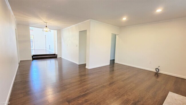 Foto del edificio - 4 br, 2.5 bath House - 1019 Inverness Drive