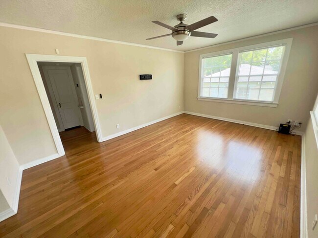 Foto del edificio - 1756 Dancy St