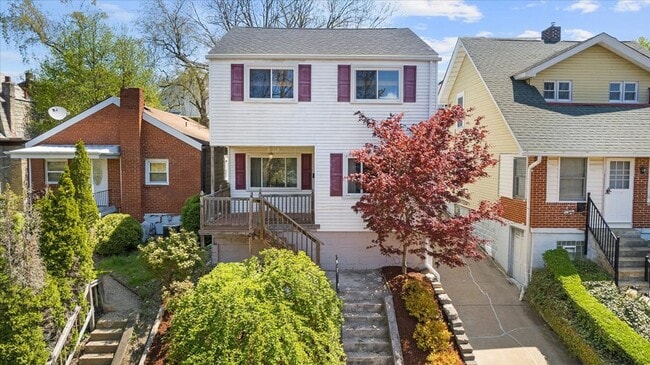 **Charming 2-Bedroom House with Modern Amenities in Beechview** - **Charming 2-Bedroom House with Modern Amenities in Beechview**