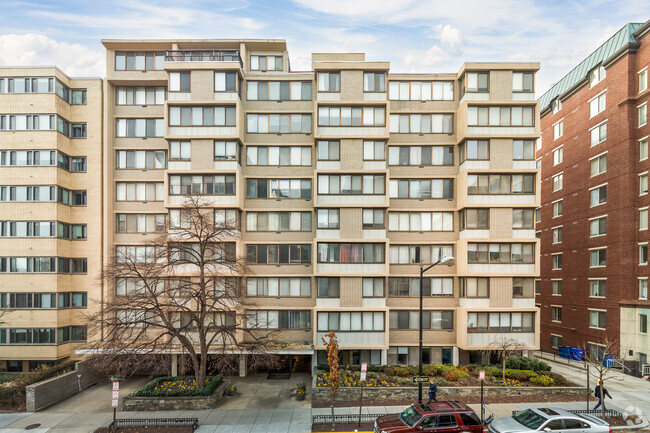 522 21st St NW - The Monroe House Condos