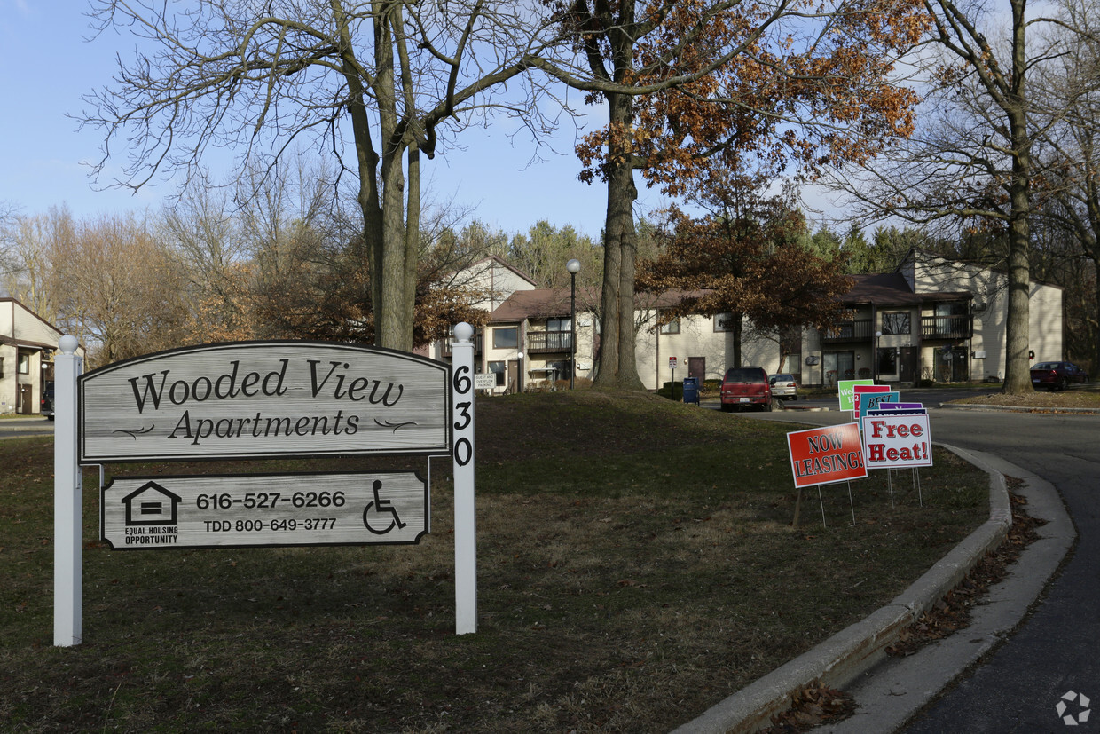 Primary Photo - Wooded View Apartments