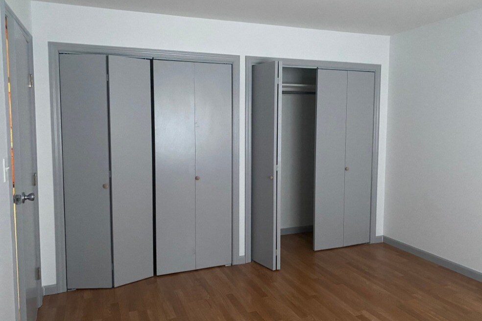 Foto principal - 516 McLean Ave