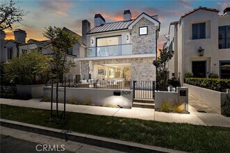 Building Photo - 509 Carnation Ave