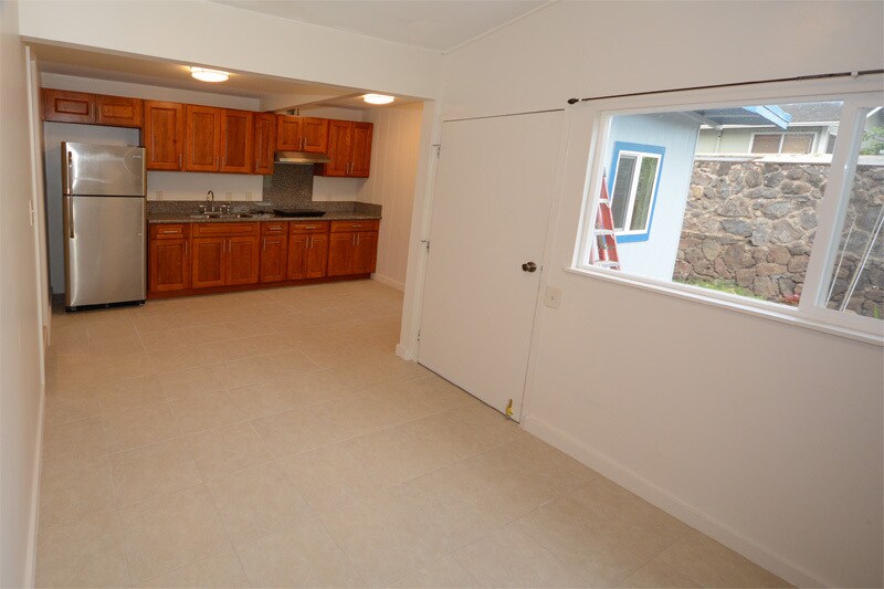 Primary Photo - 45-244-244 Wena St