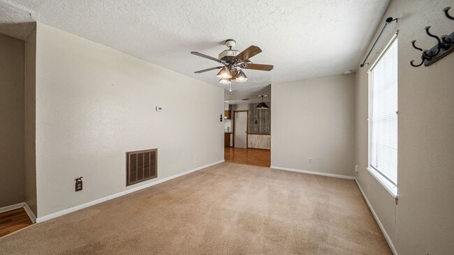 Building Photo - 4027 Spring Branch Rd