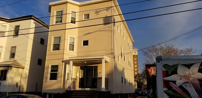 Front of house - 109 Thornton St