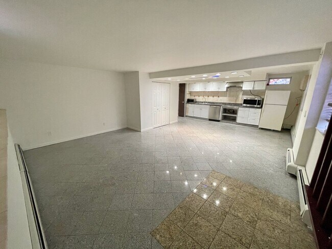 Foto del edificio - 86 Edgewood Ave
