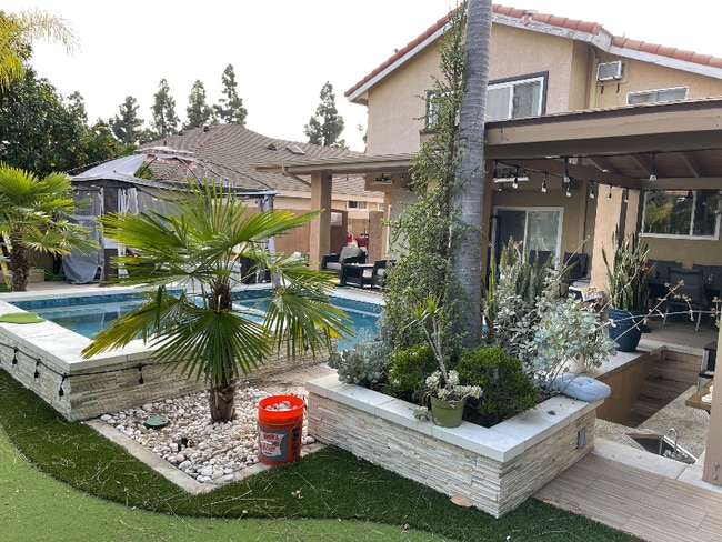 Building Photo - 2817 S Center St