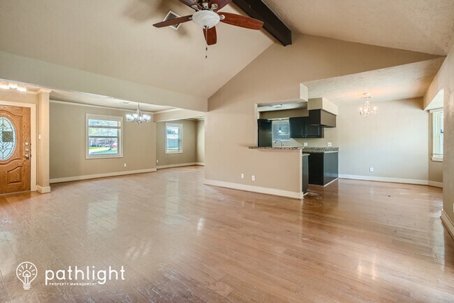 Foto del edificio - 707 Newport Blvd, League City, TX, 77573