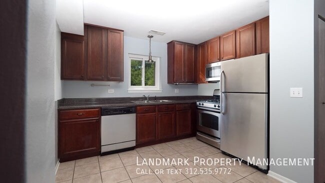 Building Photo - 2250 Abbeywood Dr
