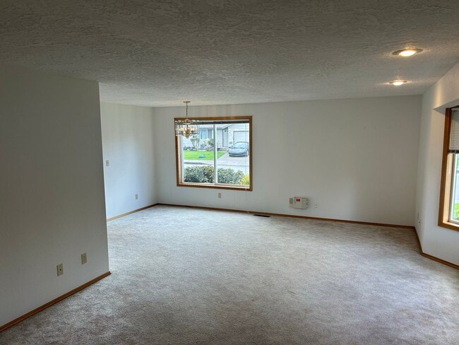 Building Photo - OHN