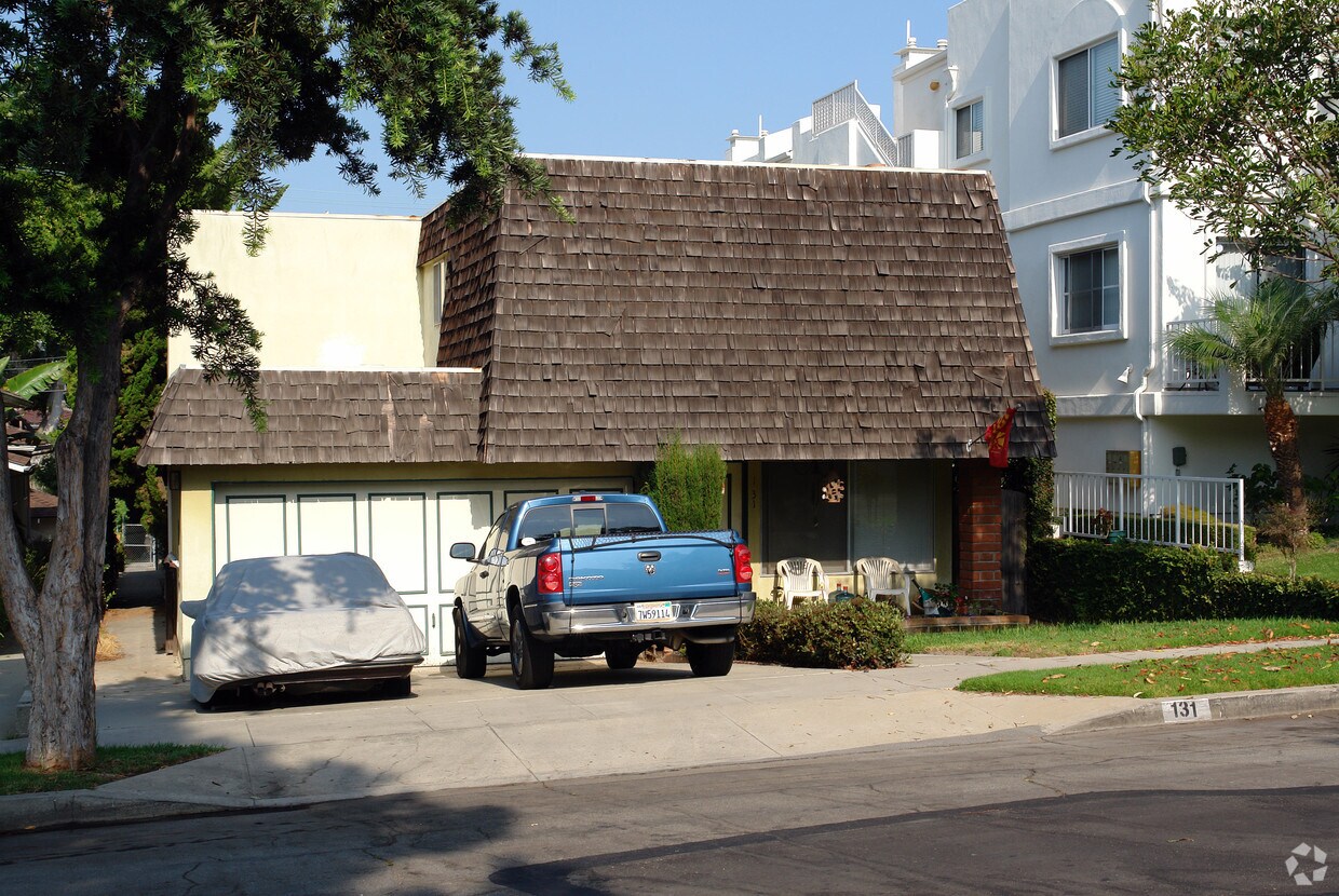 Foto del edificio - 131 Virginia St