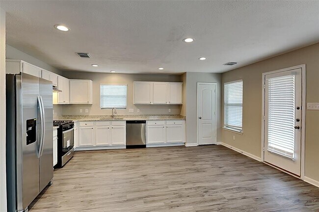 Foto del edificio - 7743 Sagemark Ridge Dr