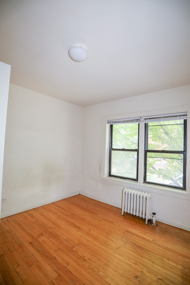 Building Photo - 2958 N Seeley Ave