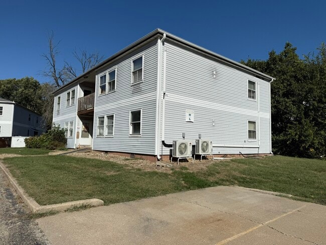 Building Photo - 207 W Stringtown Rd