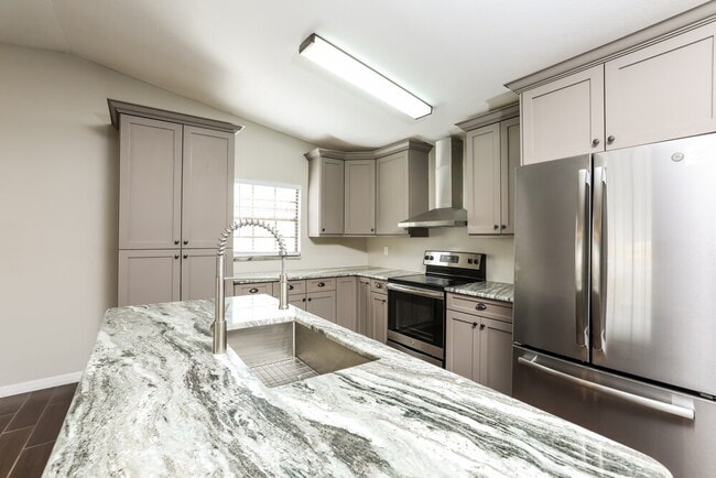 Foto del edificio - 503 Firewood Ave