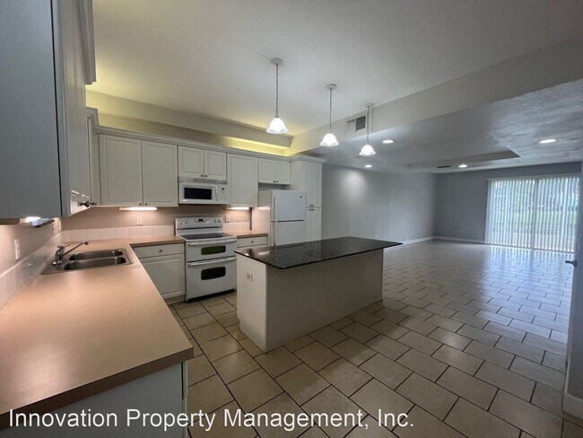 Building Photo - 3 br, 2.5 bath House - 2015 Piedmont Lane