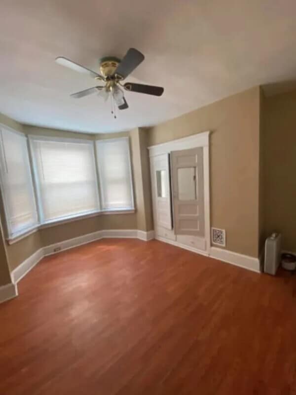 Building Photo - 152 N Robinson St