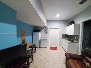 Building Photo - 16025 SW 53rd Terrace