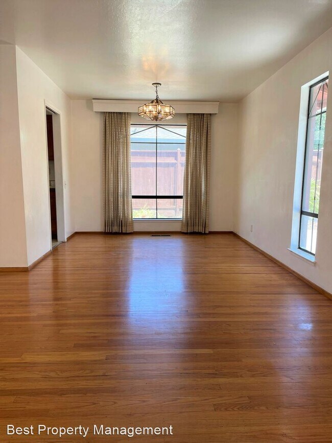Foto del edificio - 3 br, 2 bath House - 40771 Chiltern Drive