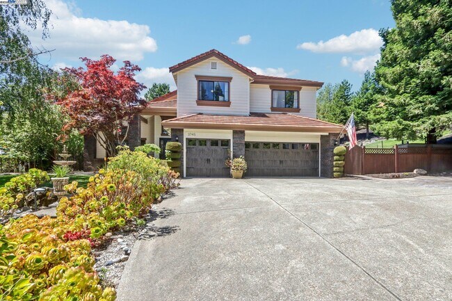 Foto del edificio - 3745 Deer Trail Ct