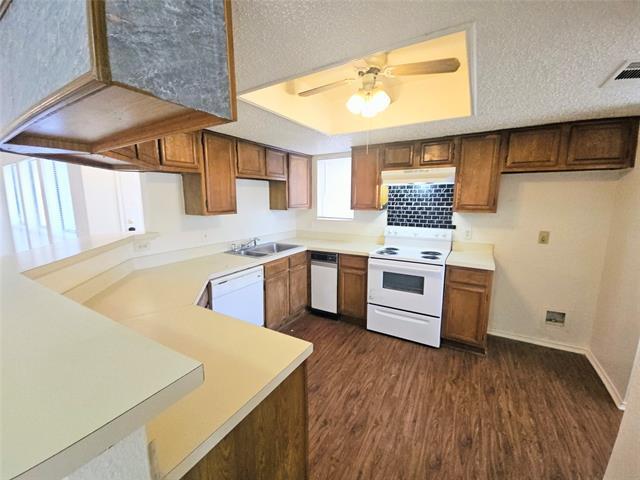 Foto del edificio - 5032 Winder Ct