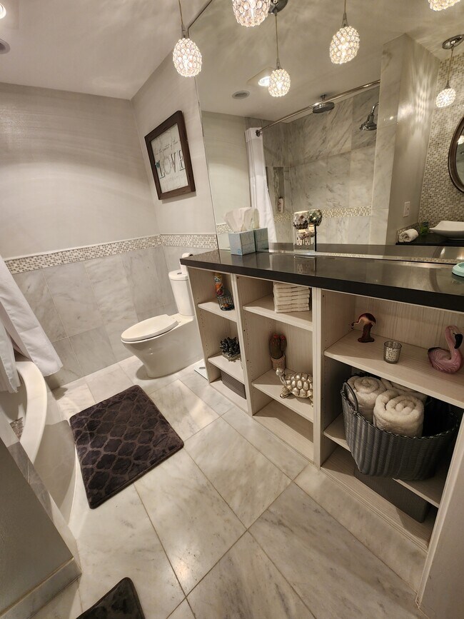 Building Photo - 45750 San Luis Rey Ave