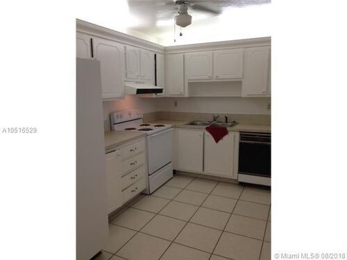 Foto del edificio - 4135 NW 88th Ave