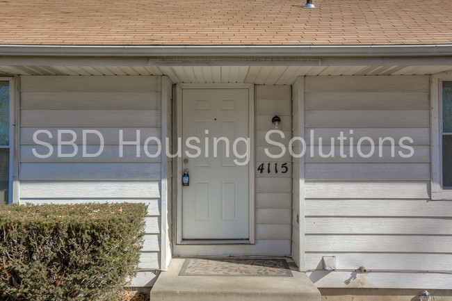 Building Photo - 4115 Hawthorne Ave