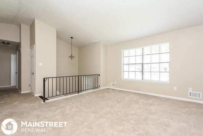 Foto del edificio - 7335 Buck Creek Dr