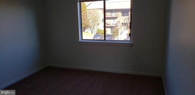 Foto del edificio - 6280 Edsall Rd
