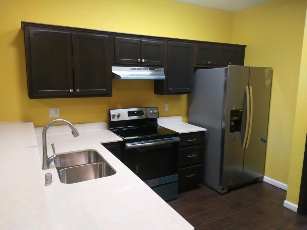 Foto principal - 416 Yale Blvd SE