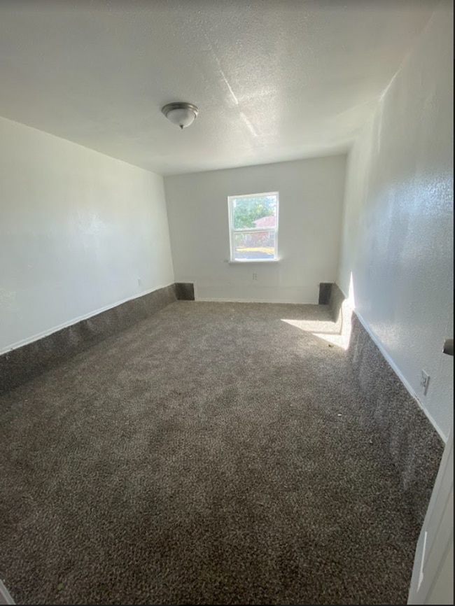 Photo - 3 BEDROOM HOME FOR RENT IN NW OKC!